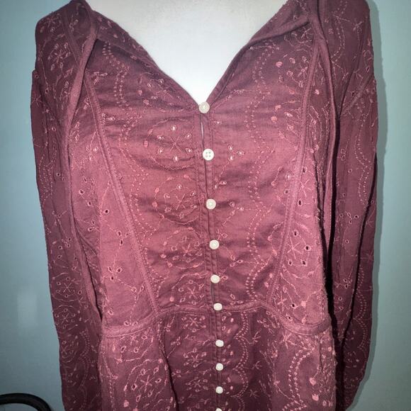 Old Navy Women XL Top Dark Cottagecore Peasant Prairie Dainty Eyelet Boho Casual - Picture 4 of 7